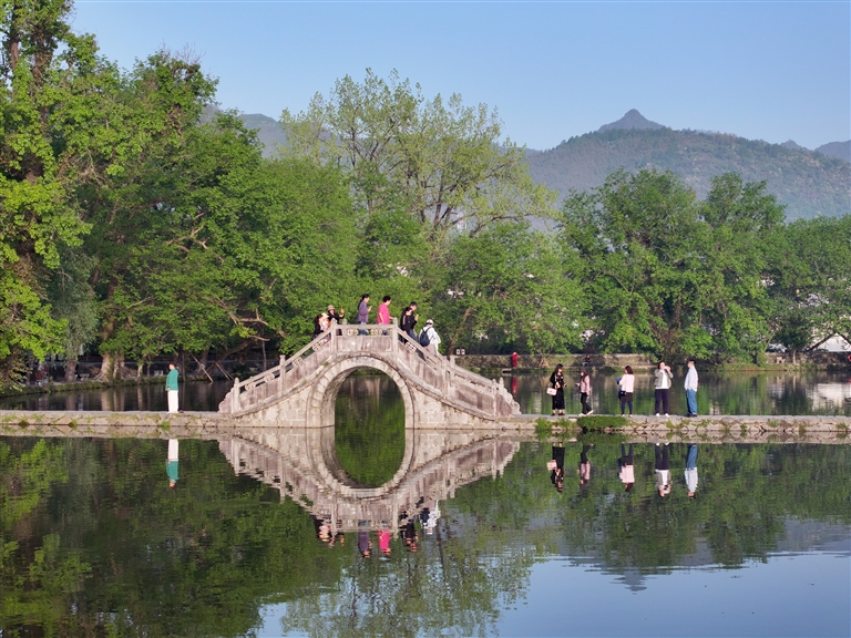 宏村春景如画