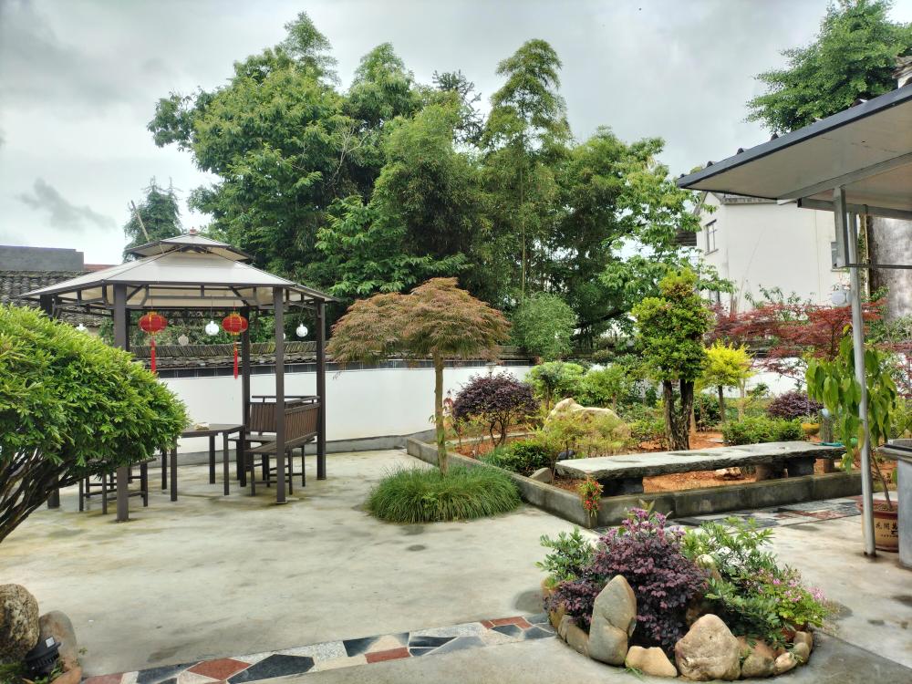 休宁县打造美丽乡村美丽庭院微风景