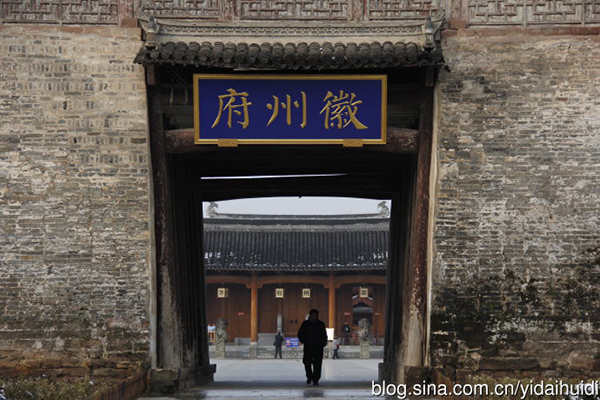 黄山市有什么好玩的地方景点推荐？黄山市十大旅游景点排名-安徽省黄山市旅游攻略必去一日游有哪些免费景点(图1)
